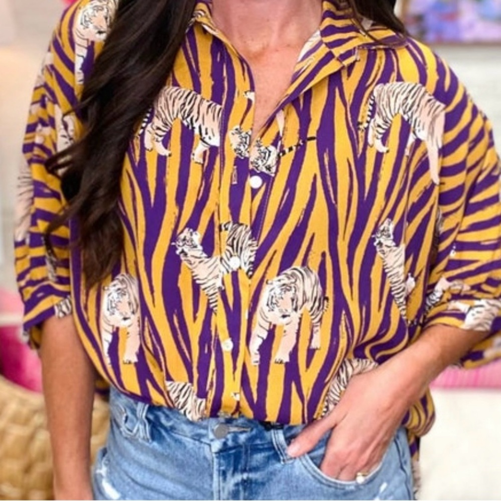 NWT Roarina LSU Arizona top - Picture 2 of 3